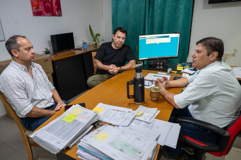 EL GOBIERNO PROVINCIAL ACOMPAÑA Y FORTALECE LA AGENDA DE TRABAJO CON LOS INTENDENTES