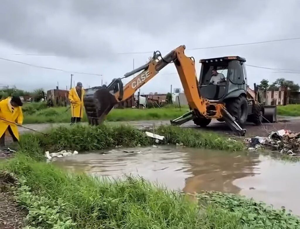 TRAS LAS LLUVIAS: ZDERO JUNTO AL COMITÉ DE EMERGENCIA VERIFICARON EL SISTEMA DE DRENAJE EN EL GRAN RESISTENCIA
