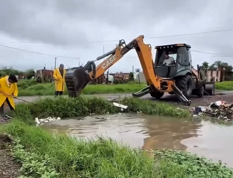 TRAS LAS LLUVIAS: ZDERO JUNTO AL COMITÉ DE EMERGENCIA VERIFICARON EL SISTEMA DE DRENAJE EN EL GRAN RESISTENCIA
