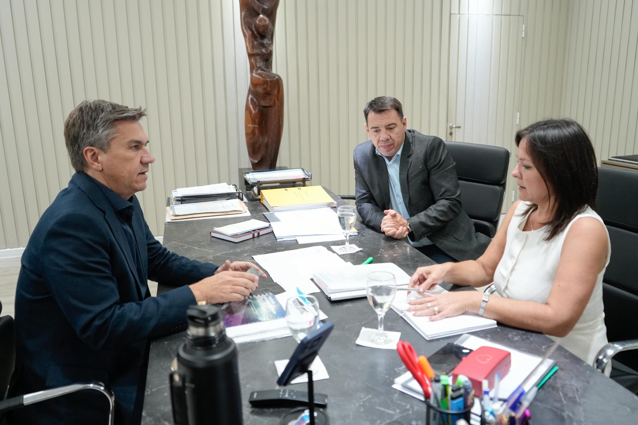 ZDERO RECIBIÓ A INTENDENTES Y FORTALECE EL TRABAJO ARTICULADO CON LOS MUNICIPIOS