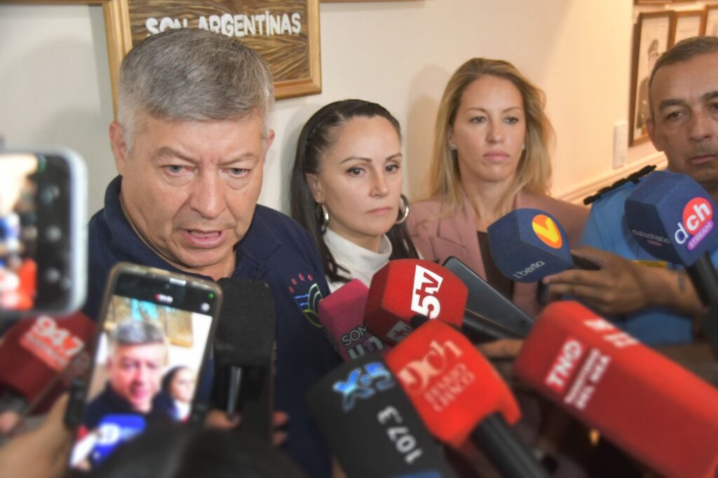 DECISIÓN POLÍTICA Y RESULTADOS