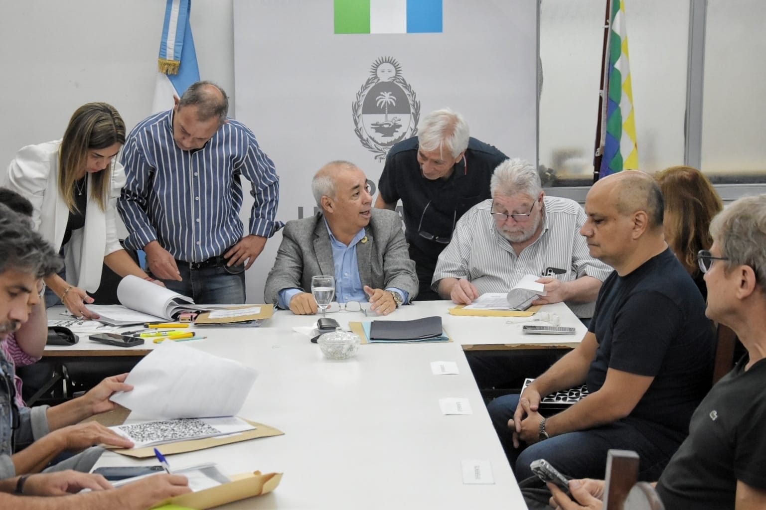 Apertura de sobres para obras urgentes de refacción en edificio de la Legislatura