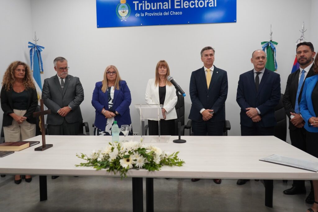 Legisladores participaron del acto de juramento de autoridades del Tribunal Electoral