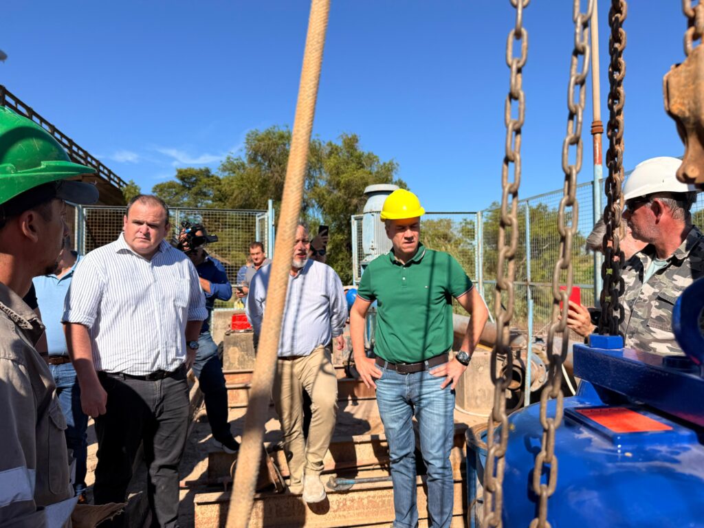GRAL. SAN MARTÍN: SUMAN UNA NUEVA BOMBA PARA REFORZAR LA PRESIÓN DE AGUA
