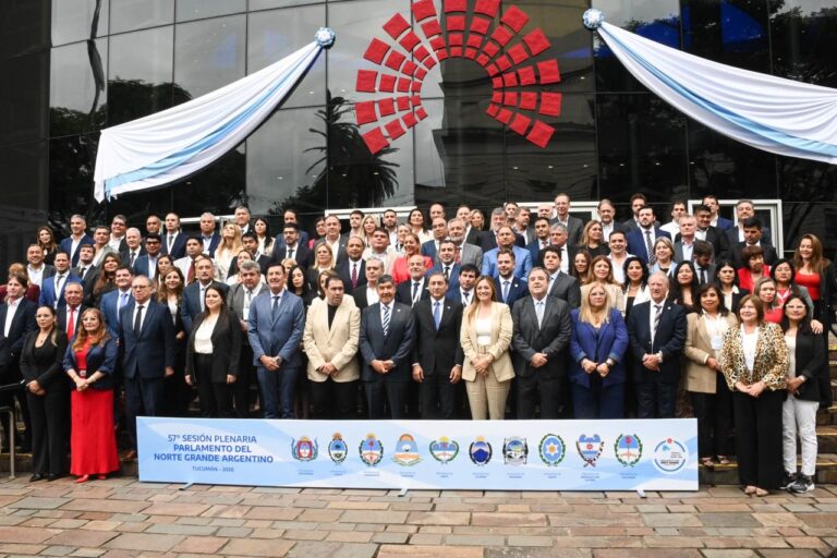 Diputados chaqueños participaron de la 57ª Sesión Plenaria del Parlamento del Norte Grande en Tucumán