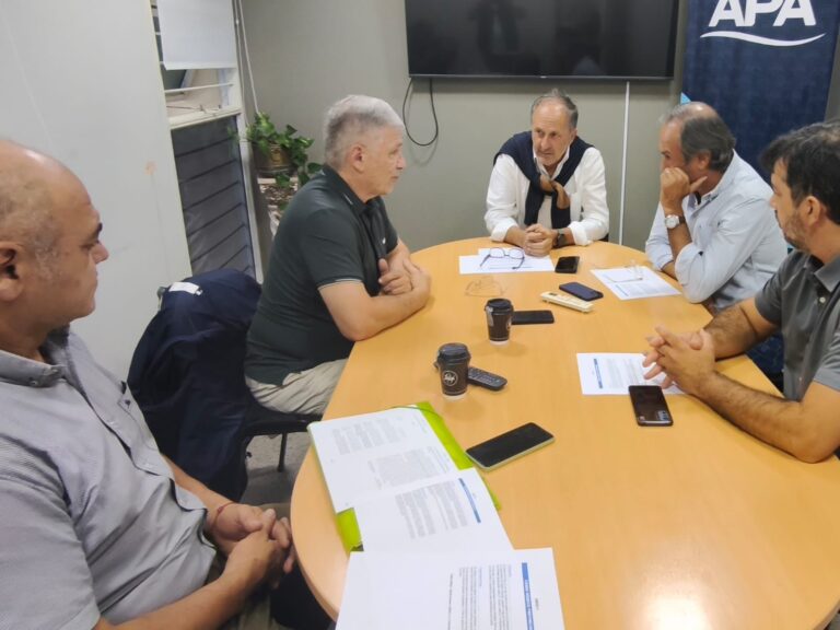 PRODUCCIÓN Y APA ARTICULAN LA IMPLEMENTACIÓN DE COMISIONES DE AGUA Y SUELO