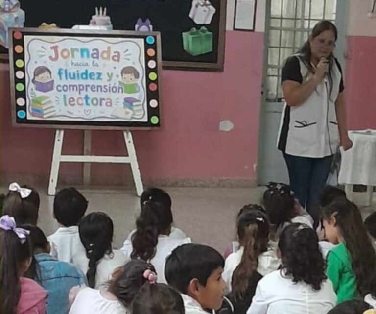 EDUCACIÓN IMPULSA JORNADAS PARA FORTALECER LA FLUIDEZ