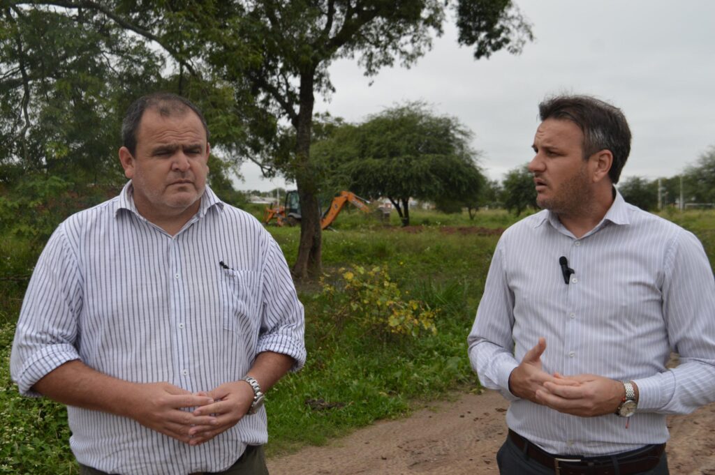 FONTANA: SAMEEP AMPLÍA LA RED DE AGUA POTABLE Y BENEFICIA A MÁS DE 100 FAMILIAS EN EL BARRIO CAMORS