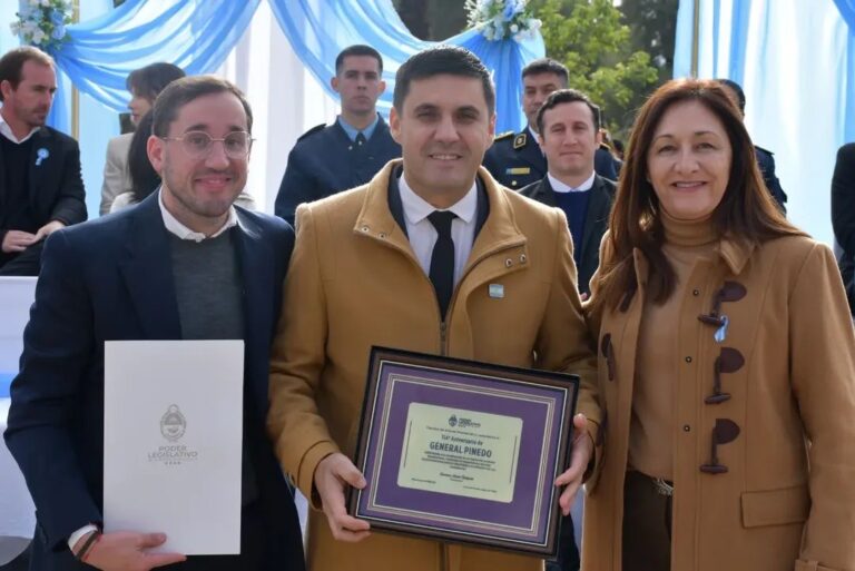 Legisladores celebraron el 114° aniversario de General Pinedo