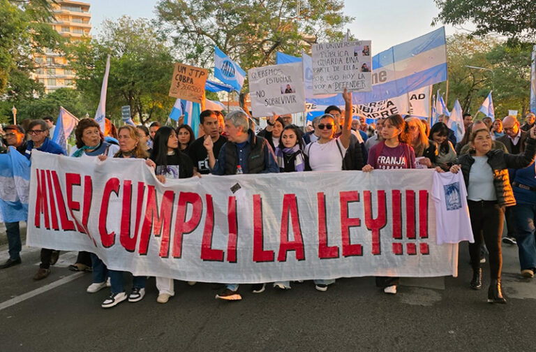 Universidades profundizan las medidas de fuerza para pedir que se cumpla la Ley de Financiamiento