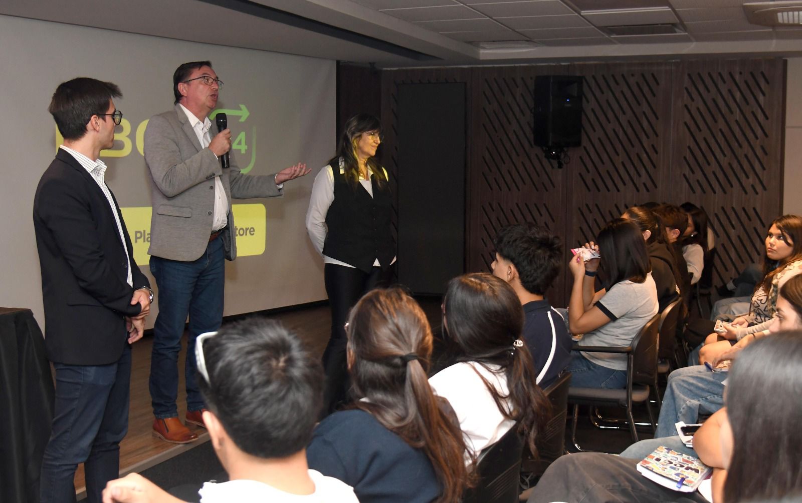 EL NBCH LANZÓ EL CICLO 2026 DE EDUCACIÓN FINANCIERA CON MÁS DE 100 ESTUDIANTES