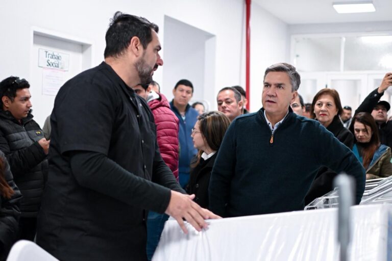 GENERAL SAN MARTÍN: ZDERO ENTREGÓ EQUIPAMIENTOS DE ALTA TECNOLOGÍA PARA FORTALECER EL HOSPITAL “FÉLIX A. PÉRTILE”