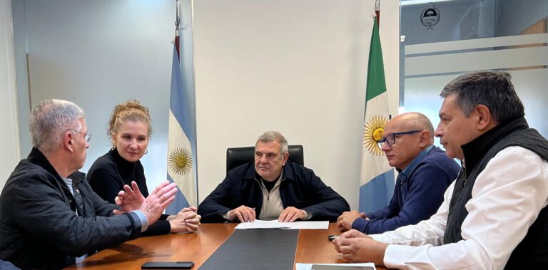 CONVENIO DE COOPERACIÓN PERMITIRÁ AVANZAR EN LA REGULARIZACIÓN DOMINIAL DE VIVIENDAS VINCULADAS A EMERGENCIAS HÍDRICAS