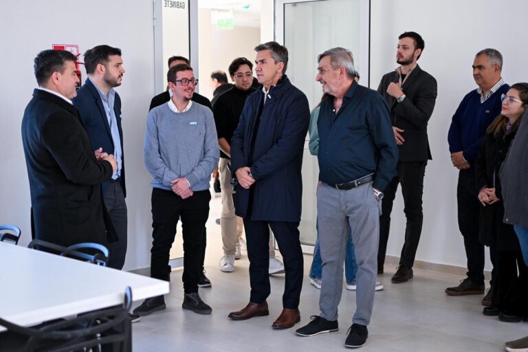 EL GOBERNADOR ZDERO DESTACÓ LA AMPLIACIÓN DE SERVICIOS Y ESPACIOS TERAPÉUTICOS EN SAN GABRIEL