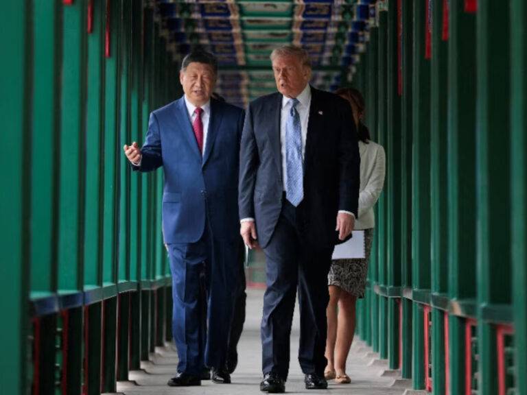 Trump abandona Pekín con pocas victorias, pero con palabras amables para Xi