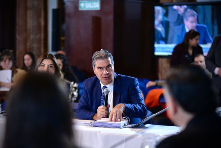 Capitanich: “La integración de la Corte Suprema no puede depender del gobierno de turno”