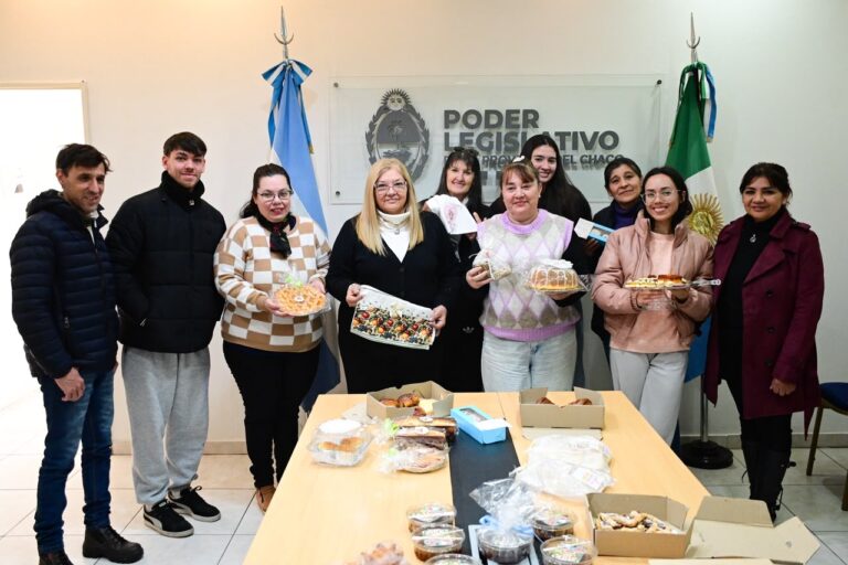Delgado se reunió con emprendedores del barrio España para conocer sus proyectos y actividades