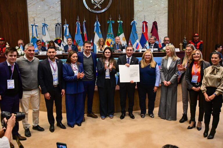 LA DELEGACIÓN CHAQUEÑA TUVO UNA DESTACADA PARTICIPACIÓN EN LA 58.ª SESIÓN PLENARIA DEL PARLAMENTO DEL NORTE GRANDE