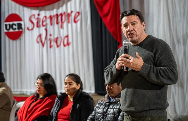 EL OFICIALISMO CONSOLIDA SU ARMADO EN EL IMPENETRABLE: LA UCR RENOVÓ AUTORIDADES EN EL SAUZALITO Y FORTALECE SU ESTRUCTURA RUMBO AL 2027