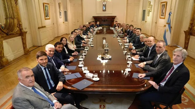 El gobierno de Javier Milei habilitó nuevos anticipos financieros de hasta $400.000 millones