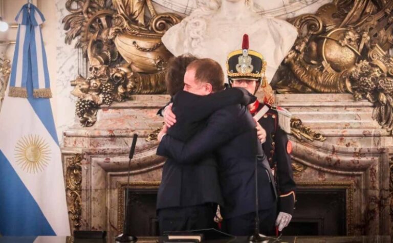 Diego Santilli juró como jefe de Gabinete: hubo fuerte presencia de gobernadores y dirigentes del PRO