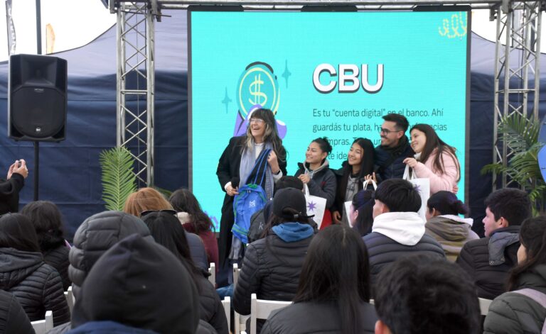 Jóvenes chaqueños participaron de los talleres de Educación Financiera de NBCH en Agronea 2026