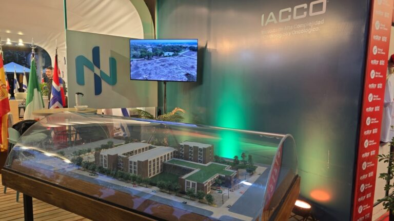 IACCO, presente en la Bienal para conocer el proyecto de medicina de alta complejidad en Chaco