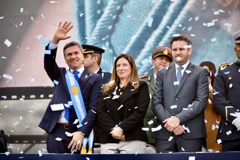 9 DE JULIO EN FONTANA: “LA INDEPENDENCIA SE CONSTRUYE TODOS LOS DÍAS”, AFIRMÓ ZDERO