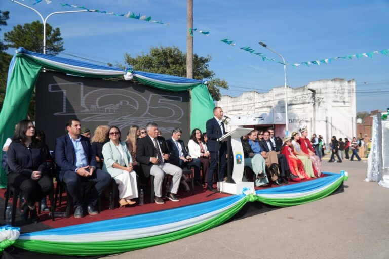 PRESIDENCIA DE LA PLAZA CELEBRÓ SU 105° ANIVERSARIO CON UN EMOTIVO ACTO CENTRAL