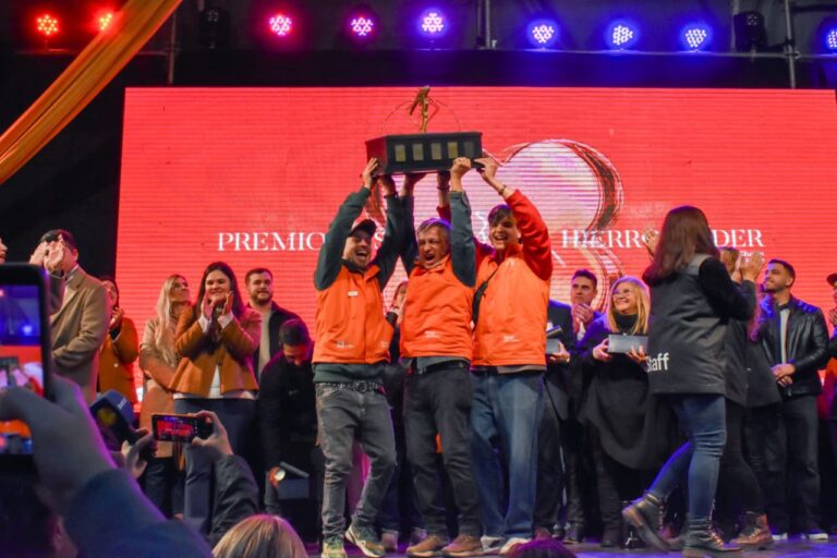 CÓRDOBA SE QUEDÓ CON EL PREMIO MAYOR DEL DESAFÍO “HIERROS LÍDER” EN LA BIENAL