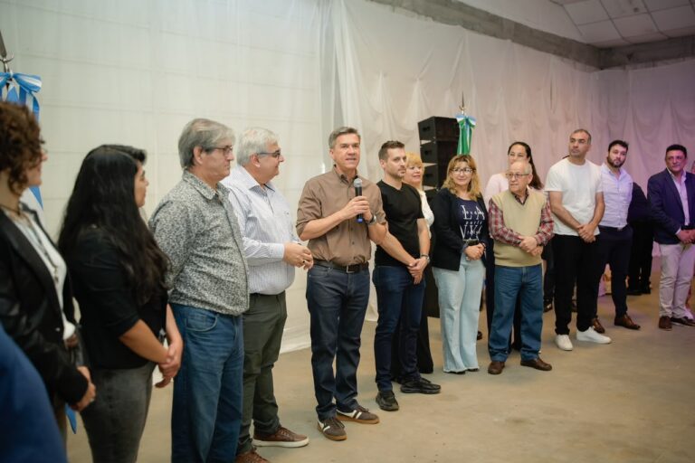 EL GOBERNADOR ZDERO ACOMPAÑÓ EL DÍA DEL AGENCIERO Y ANUNCIÓ UNA IMPORTANTE INVERSIÓN EN INFRAESTRUCTURA