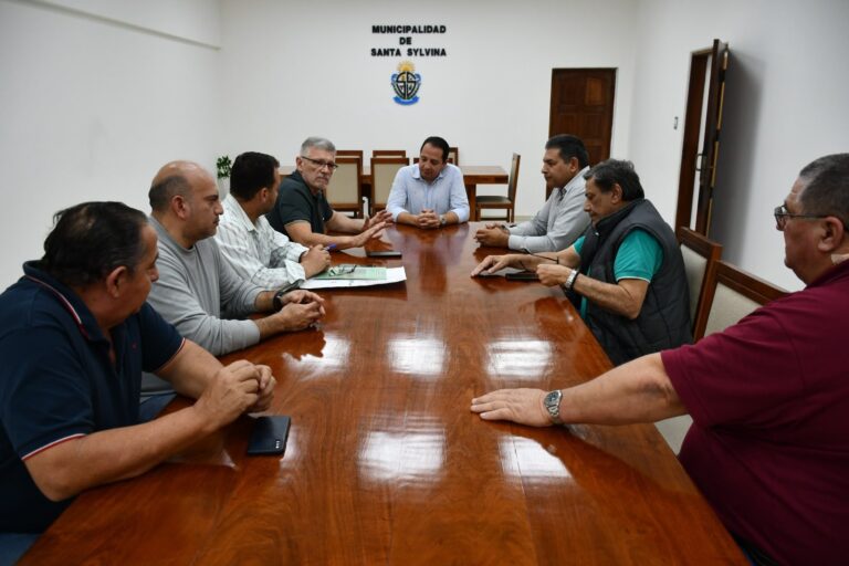 ANTE LA LLEGADA DE EL NIÑO: EL GOBIERNO PROVINCIAL INTENSIFICA LA LIMPIEZA DE CANALES EN SANTA SYLVINA