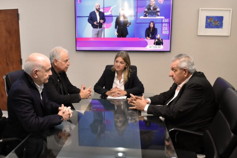 CAMBIO DE AUTORIDADES EN SECHEEP: CARLOS CAMARGO ASUME LA PRESIDENCIA Y RATIFICA LA CONTINUIDAD DE LA GESTIÓN