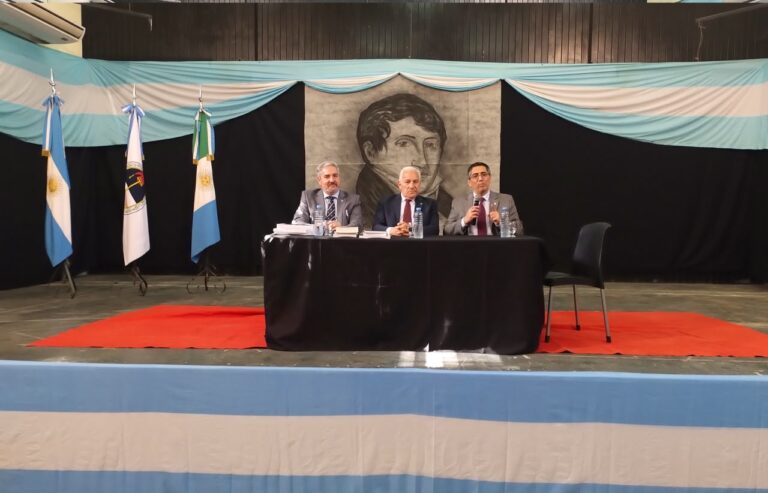 ESTUDIANTES CHAQUEÑOS REIVINDICARON EL LEGADO DE BELGRANO EN UN CONVERSATORIO SOBRE EDUCACIÓN, PATRIA Y CIUDADANÍA