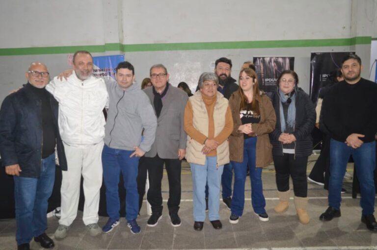 PUERTO TIROL: 25 FAMILIAS ACCEDIERON A SU VIVIENDA MEDIANTE UN SORTEO PÚBLICO Y TRANSPARENTE