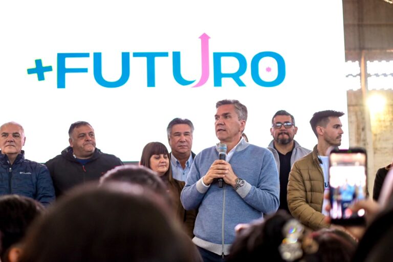 ZDERO LLEVÓ +FUTURO A GENERAL SAN MARTÍN: “QUEREMOS QUE SE ANIMEN A SOÑAR EN GRANDE”