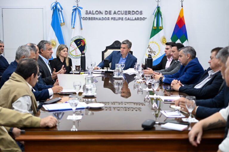 ZDERO REUNIÓ A TODO EL GABINETE PARA FORTALECER LA PREVENCIÓN ANTE EL FENÓMENO DE EL NIÑO