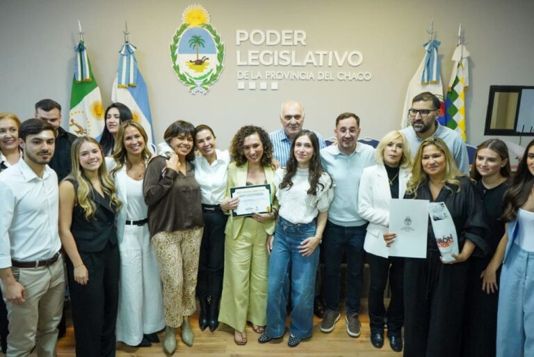 LA LEGISLATURA RECONOCIÓ A EMPRESAS E INDUSTRIAS CHAQUEÑAS POR SU TRAYECTORIA Y APORTE AL DESARROLLO PROVINCIAL