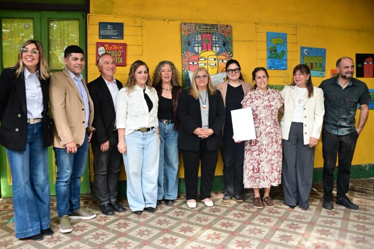 La Legislatura homenajeó a Hugo Blotta con la imposición de su nombre al CECUAL