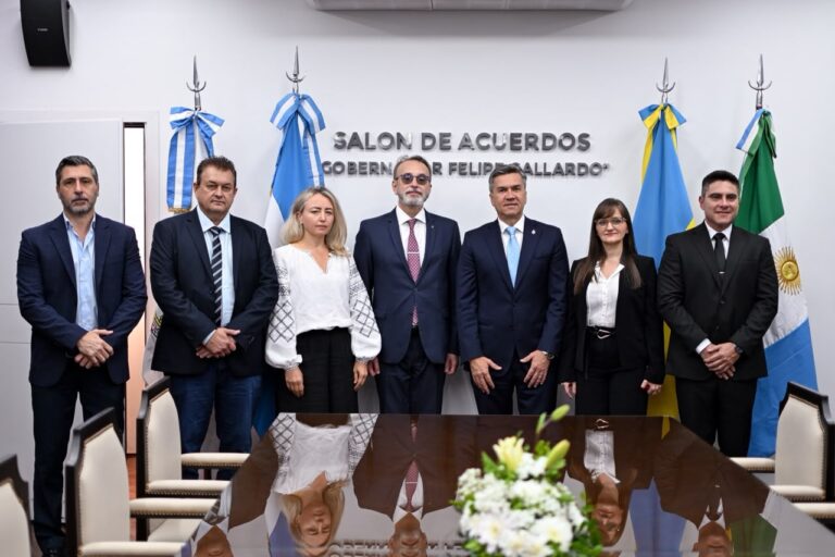 ZDERO RECIBIÓ AL EMBAJADOR DE UCRANIA Y AVANZARON EN UNA AGENDA DE COOPERACIÓN PRODUCTIVA Y COMERCIAL