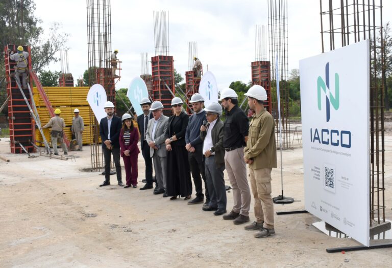 IACCO, cada vez más cerca: comenzó la etapa de elevación y empieza a crecer el edificio