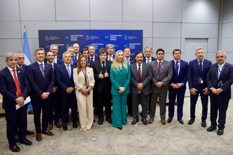 CHACO PRESENTE EN LA ARGENTINA WEEK EN PARÍS: ZDERO ACOMPAÑÓ LA PRESENTACIÓN DEL PAÍS ANTE INVERSORES INTERNACIONALES
